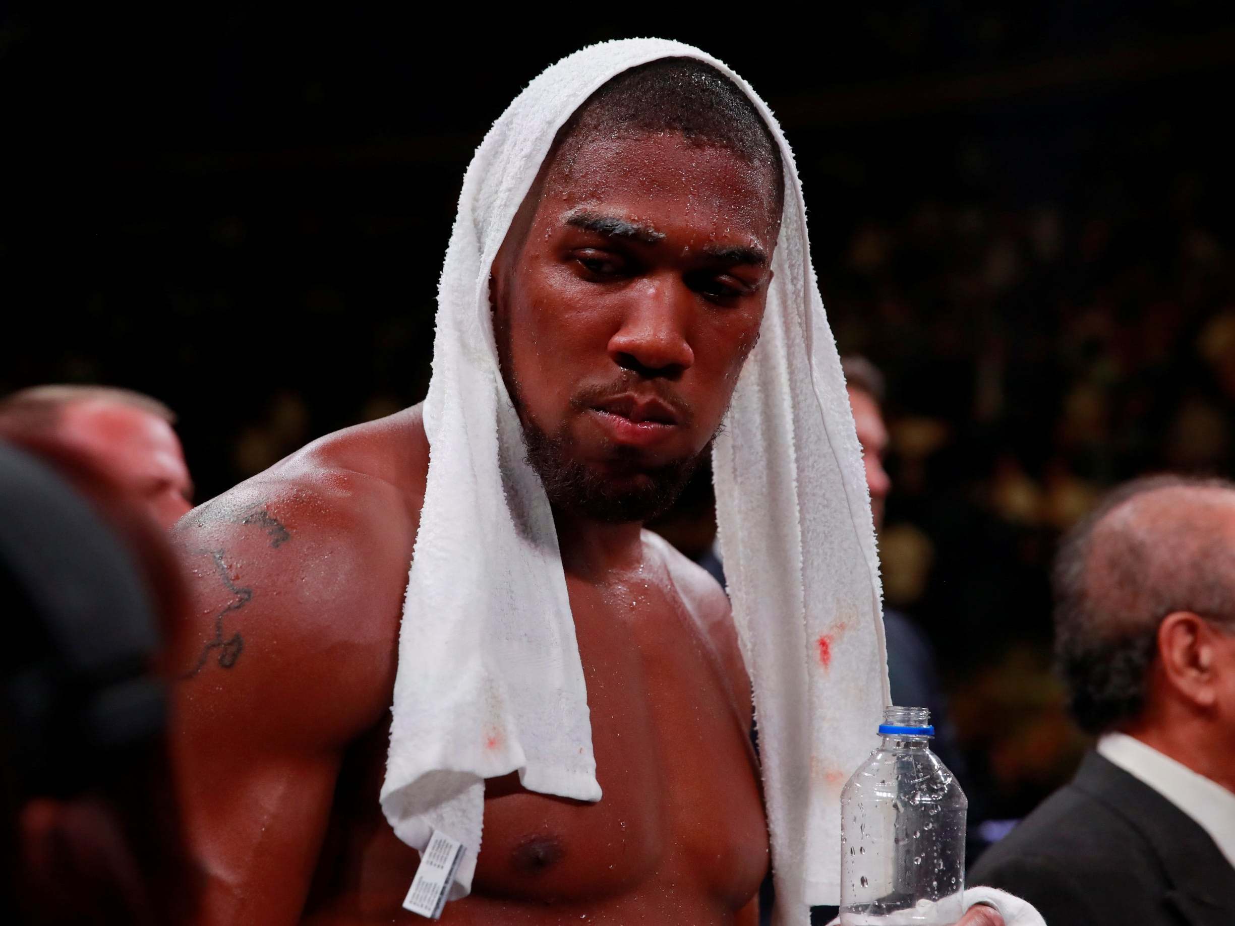Anthony Joshua Makes Donations To Boxing Gyms